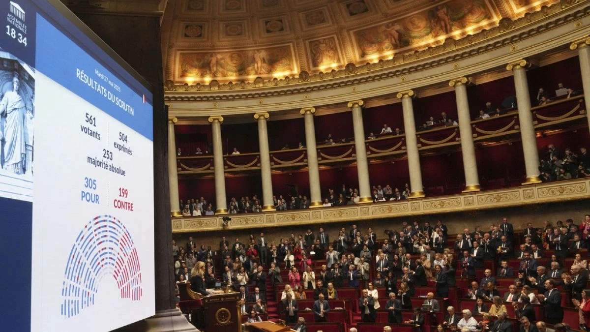 France : l’assemblée adopte en première lecture le « droit à l’aide à mourir »