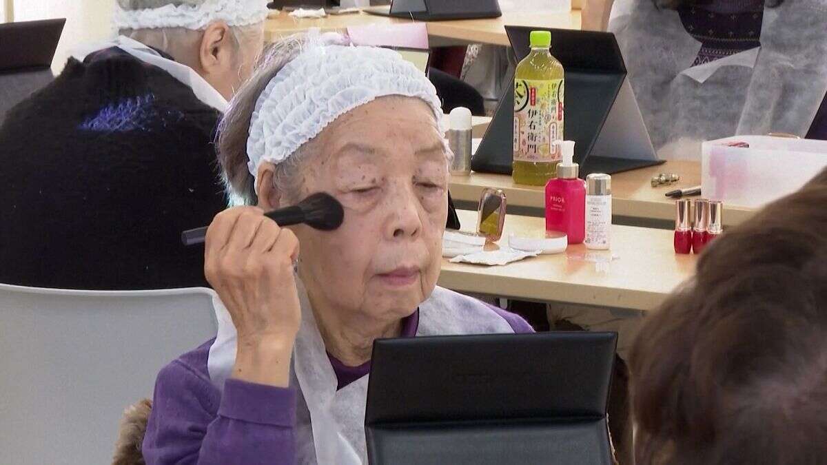 VÍDEO: Los mayores japoneses también abrazan el glamour