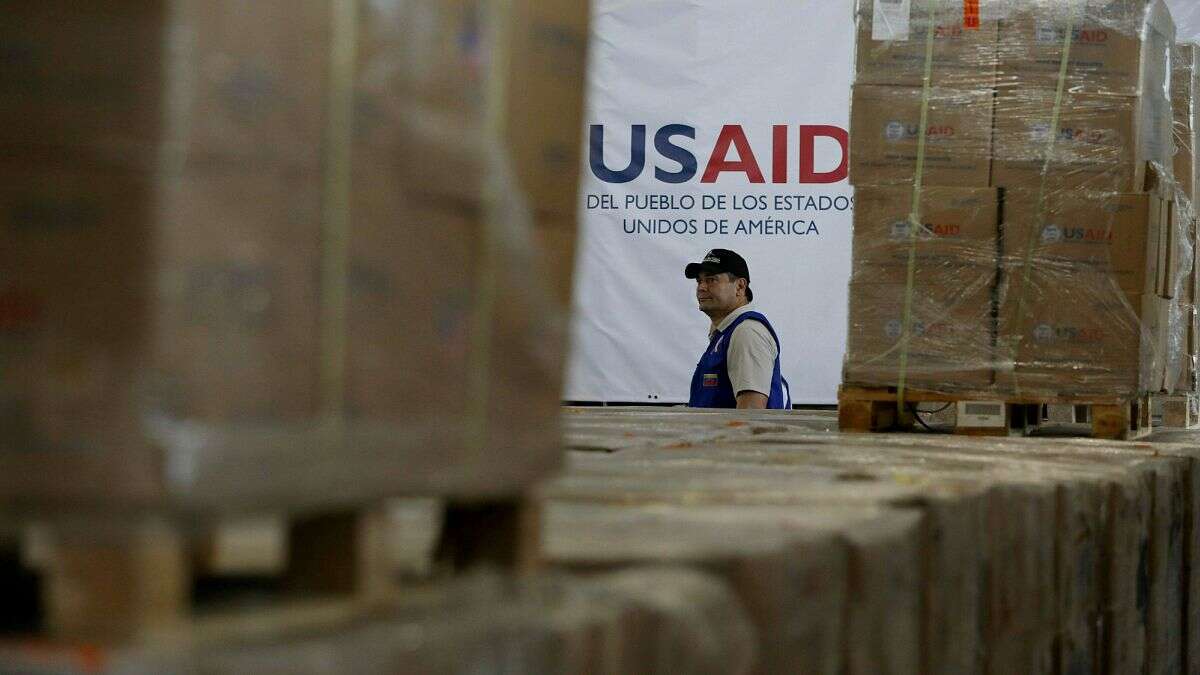 Nuevo revés para Trump: un juez bloquea el plan de Musk contra USAID