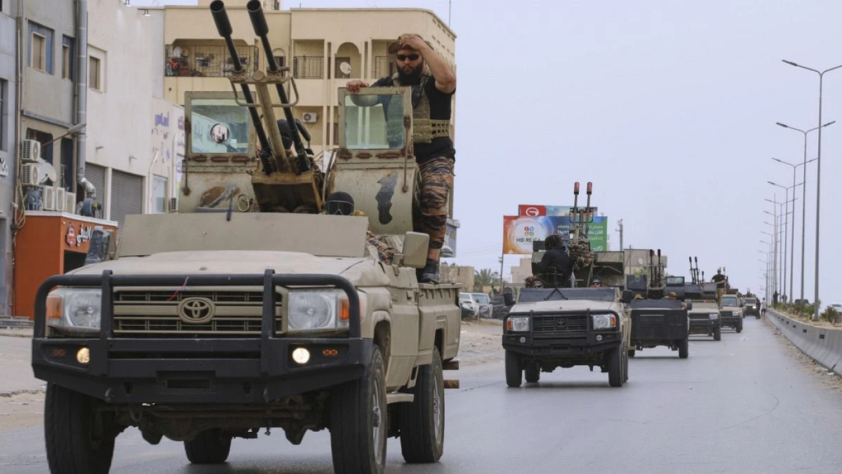 Última hora. 9 empresarios españoles atrapados en Libia por la violencia rebelde