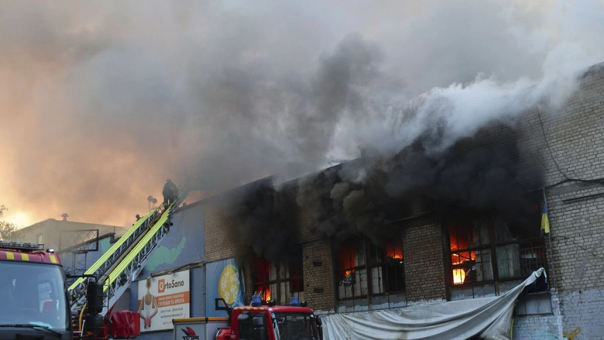 Un ataque ruso en Ucrania destruye 100 toneladas de ayuda humanitaria