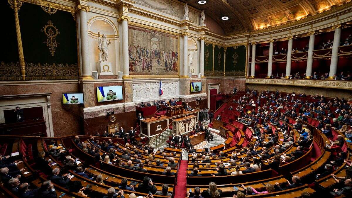 División entre diputados franceses sobre Ucrania y la defensa europea