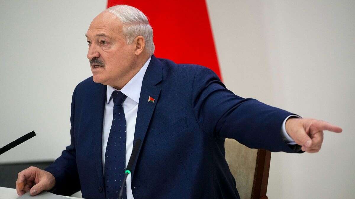 Lukashenko ordena buscar minerales de tierras raras en Bielorrusia