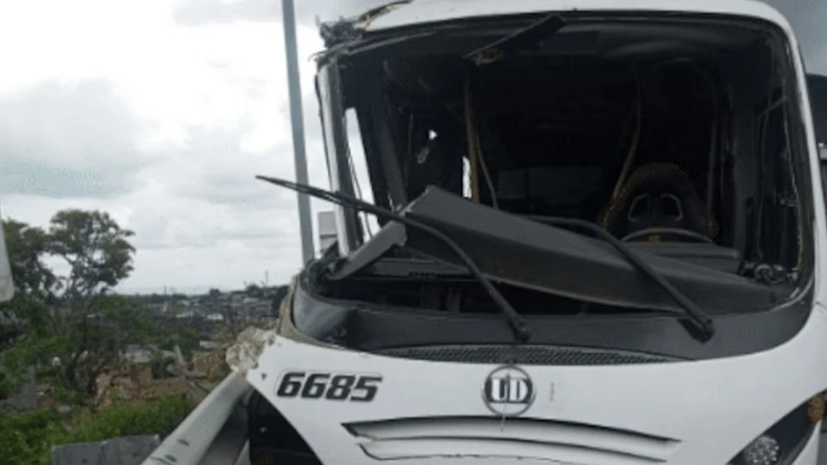Terrible accidente de autobús en Colombia: 10 fallecidos y 25 heridos