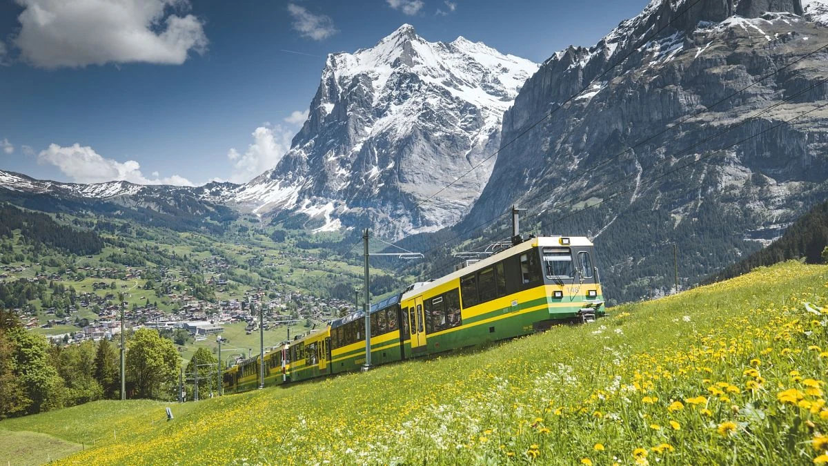 Tout le fromage, zéro tracas : Pourquoi j'ai opté pour un voyage de groupe en train à travers la Suisse