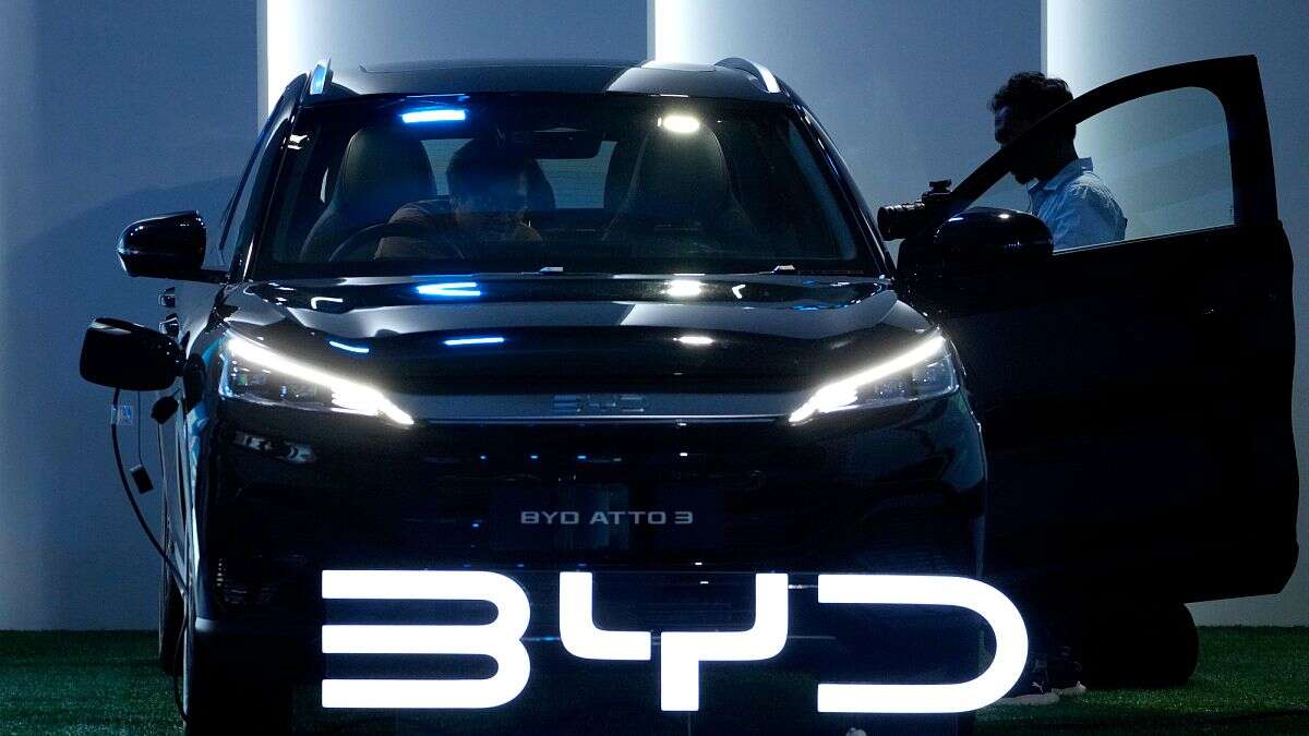 Voitures électriques : le constructeur chinois BYD mise sur l'IA avec DeepSeek