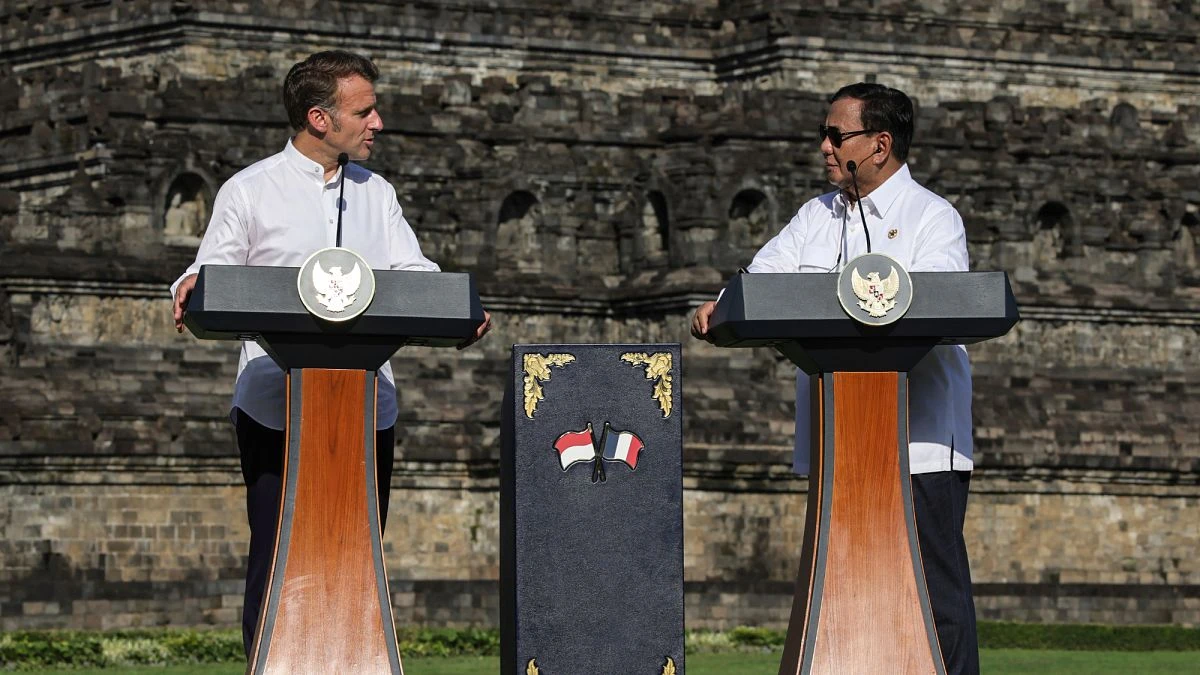 Tournée d'Emmanuel Macron en Asie : la France et l'Indonésie annoncent un nouveau partenariat culturel