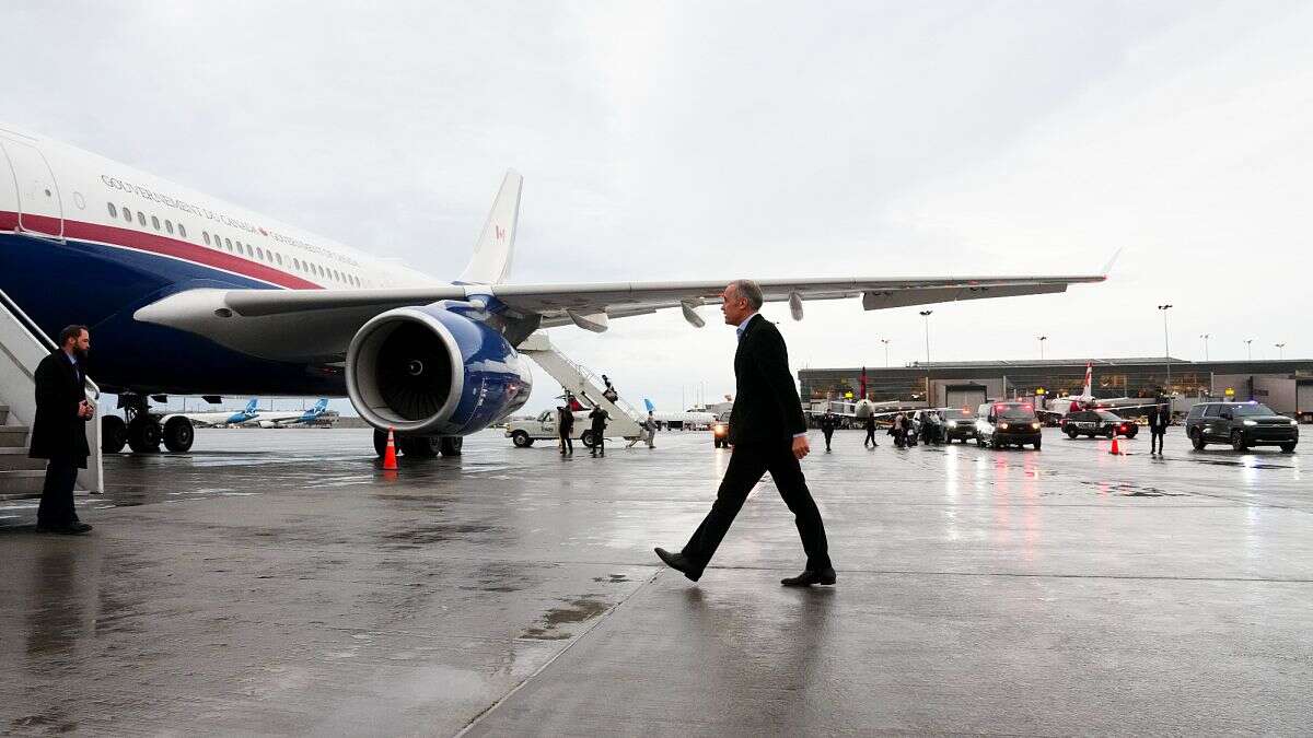 Le nouveau Premier ministre canadien en visite à Paris et à Londres