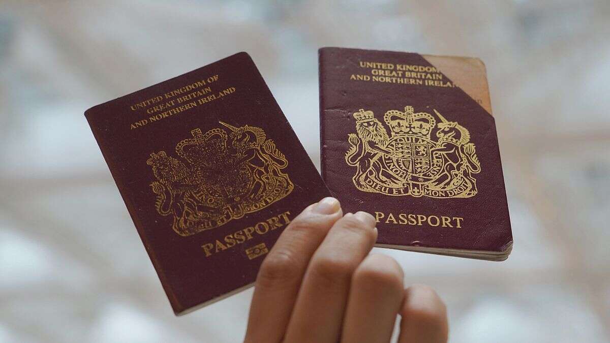 Votre passeport dans votre smartphone : l'UE promet des contrôles aux frontières plus rapides d'ici 2030