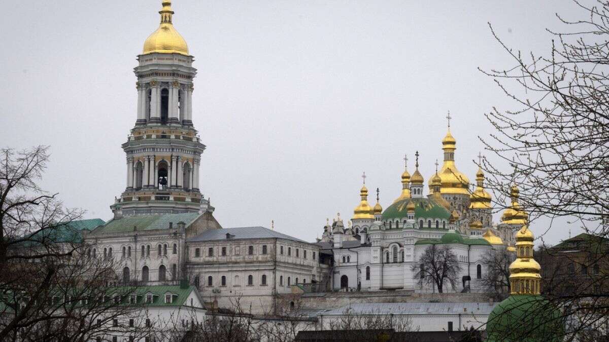 Le parlement ukrainien vote l'interdiction des activités des groupes religieux liés à Moscou