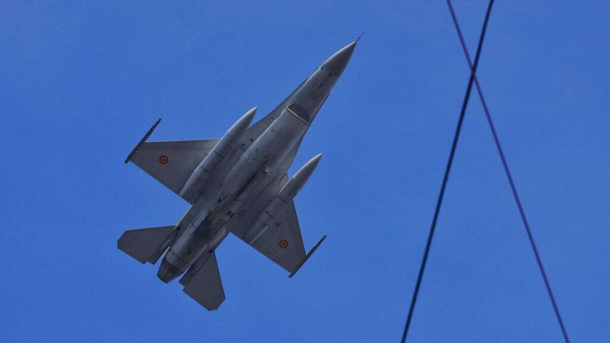 Rumanía despliega sus F-16 porqueun dron ruso invadió su espacio aéreo