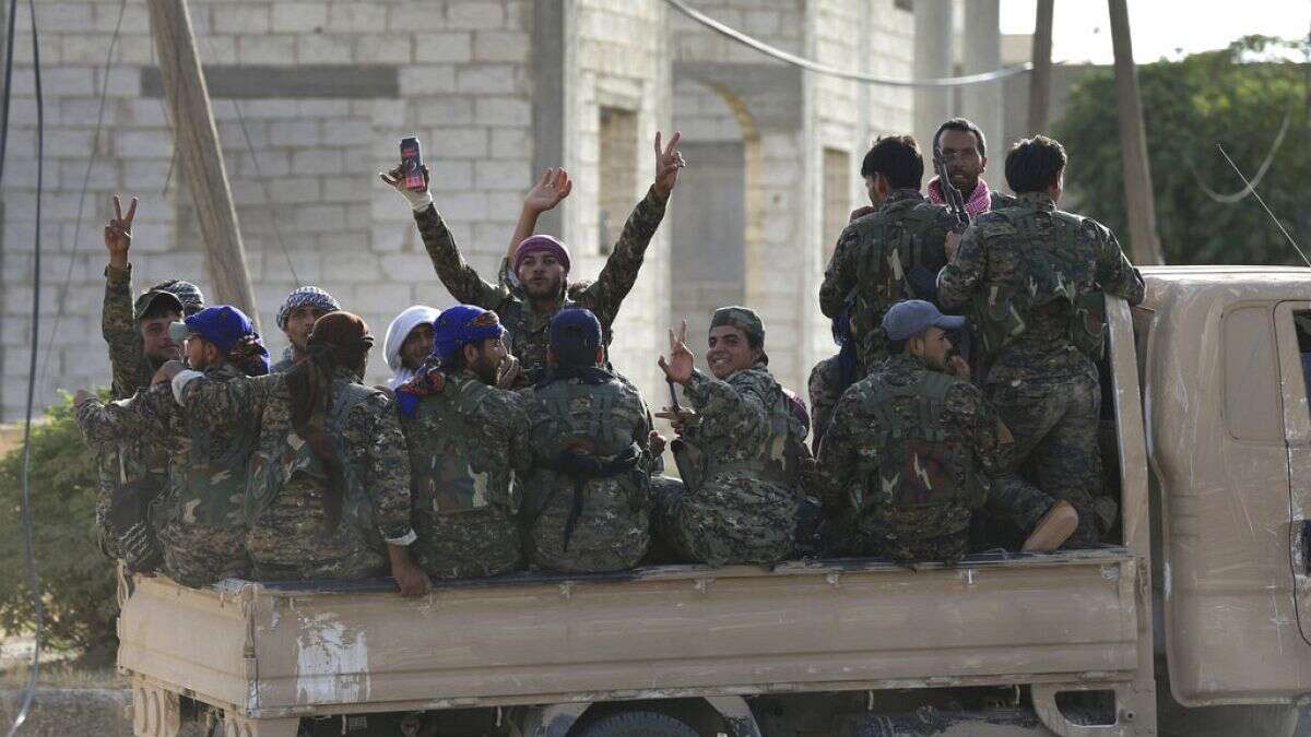 Les Kurdes de Syrie craignent pour leur avenir après la prise du pouvoir par les rebelles islamistes