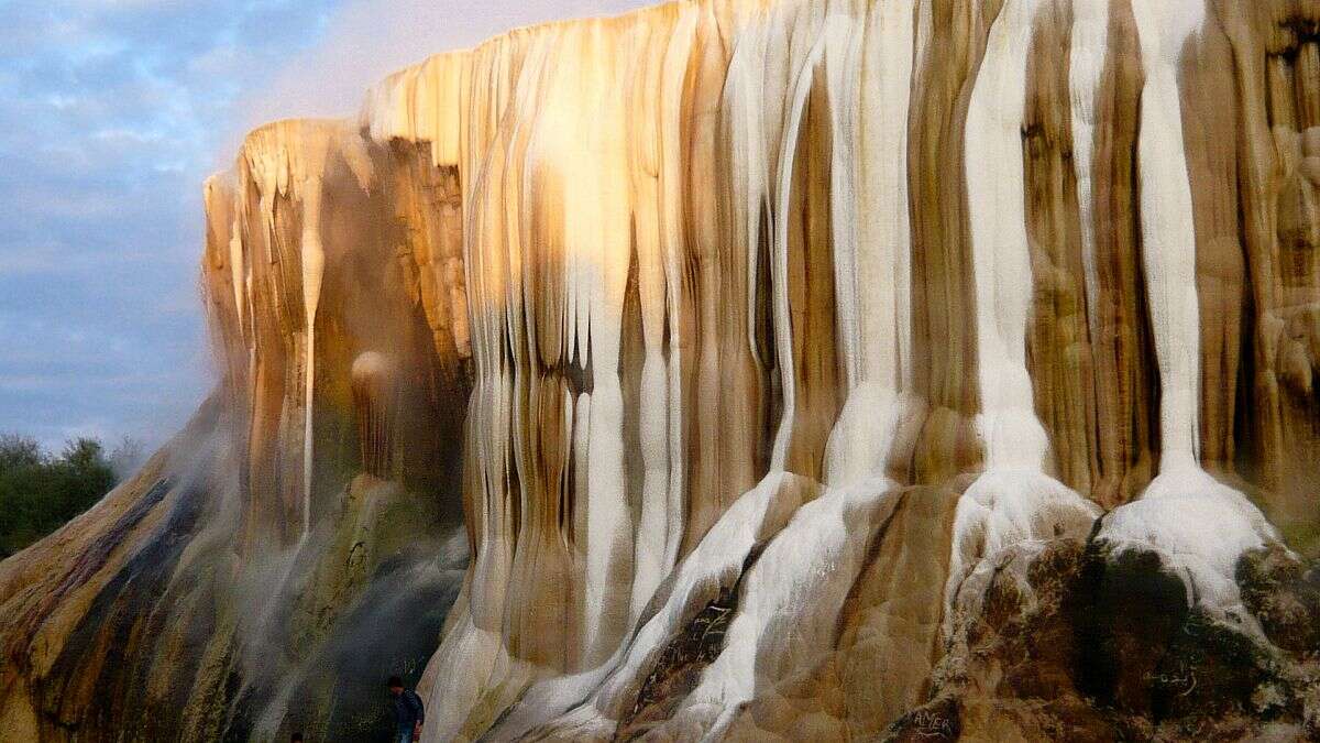 Las fuentes termales de Argelia: Aguas curativas y ruinas romanas