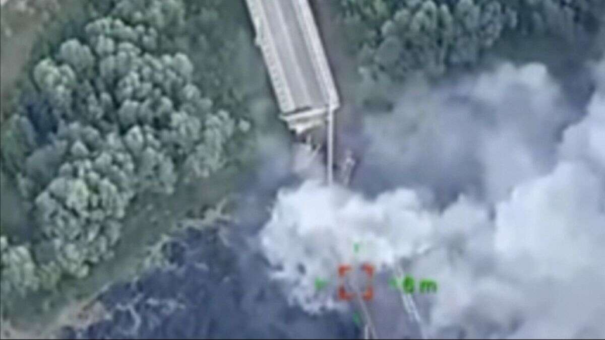 Kyiv détruit un pont à Koursk avec des missiles américains (Moscou)