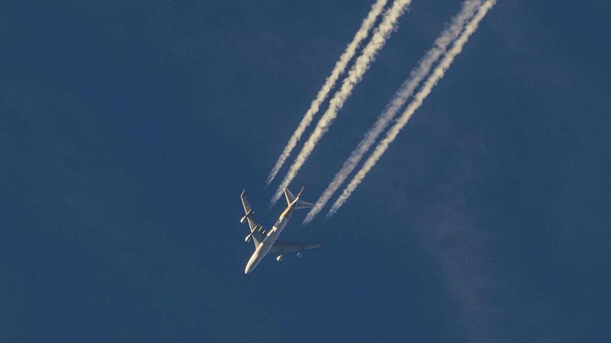 Non, un pilote allemand n'a pas été licencié pour avoir refusé de pulvériser des produits chimiques