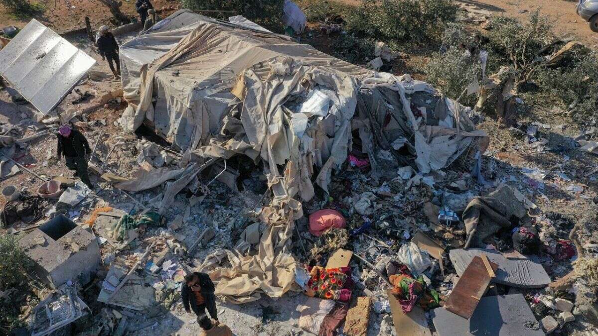 Syrie : après la prise de contrôle de l'aéroport d'Alep, les forces rebelles à l'assaut de Hama