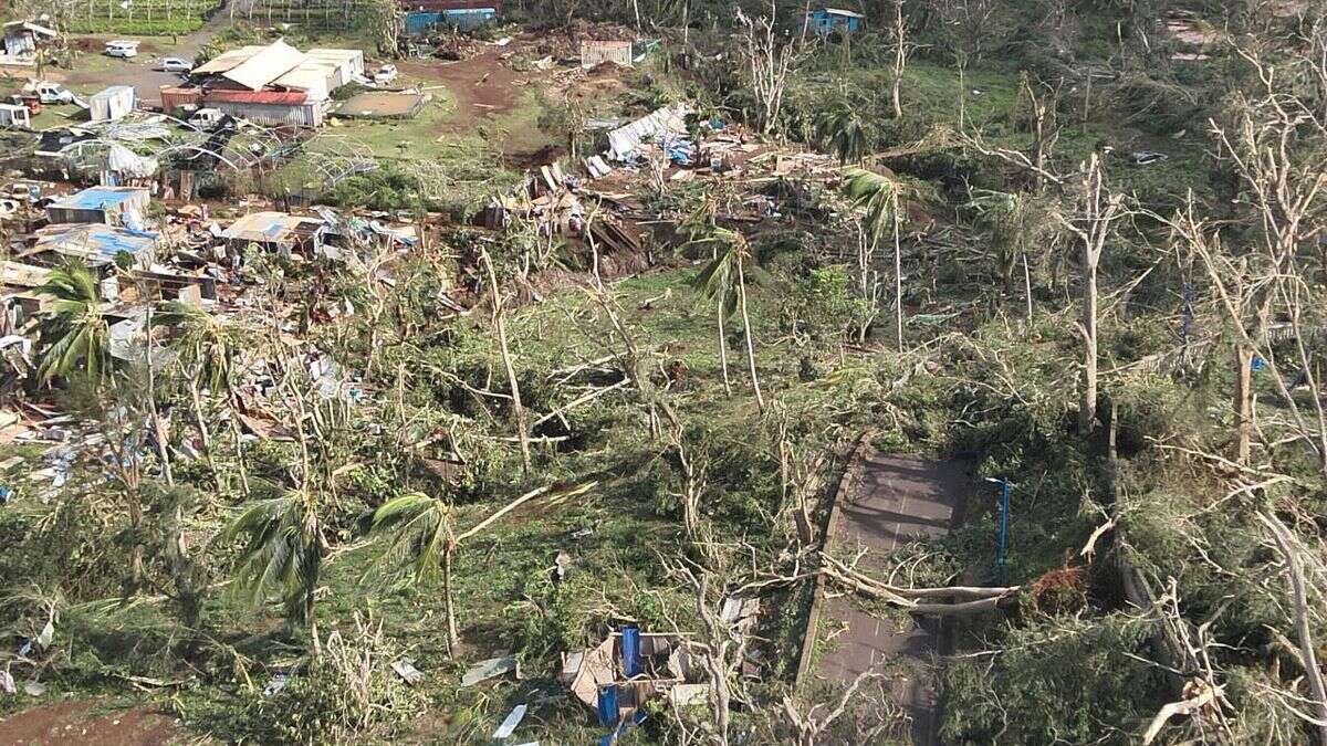 Situation toujours critique à Mayotte ou l'aide arrive au compte goutte.