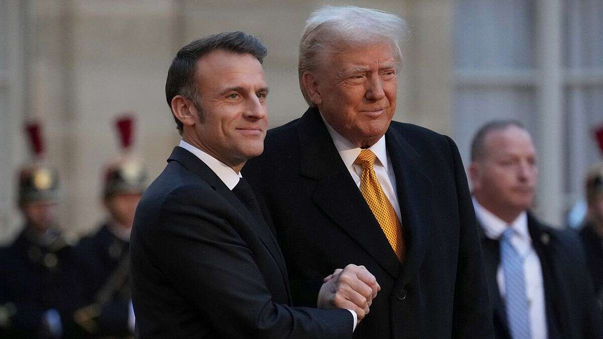 Analyse : Macron sur le devant de la scène avec Notre-Dame, Trump et Zelensky