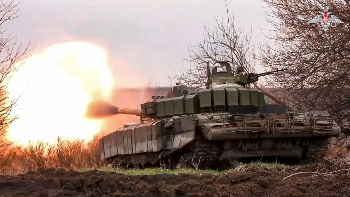 Ucrania dice que Rusia trata de rebasar sus defensas en Járkov