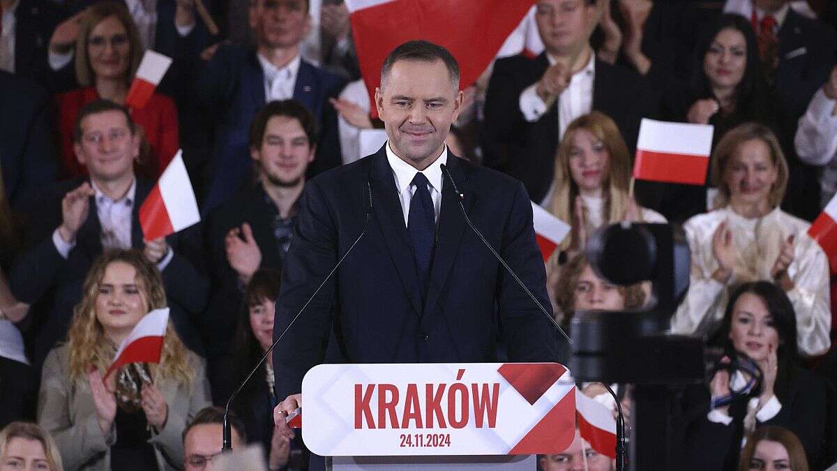 Pologne : le parti Droit et Justice présente l'historien Karol Nawrocki à la présidentielle