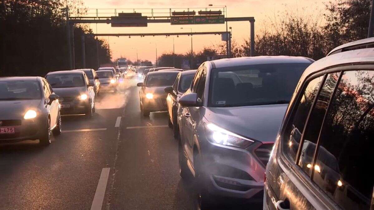 Autriche : plusieurs routes fermées face à l'afflux de travailleurs hongrois