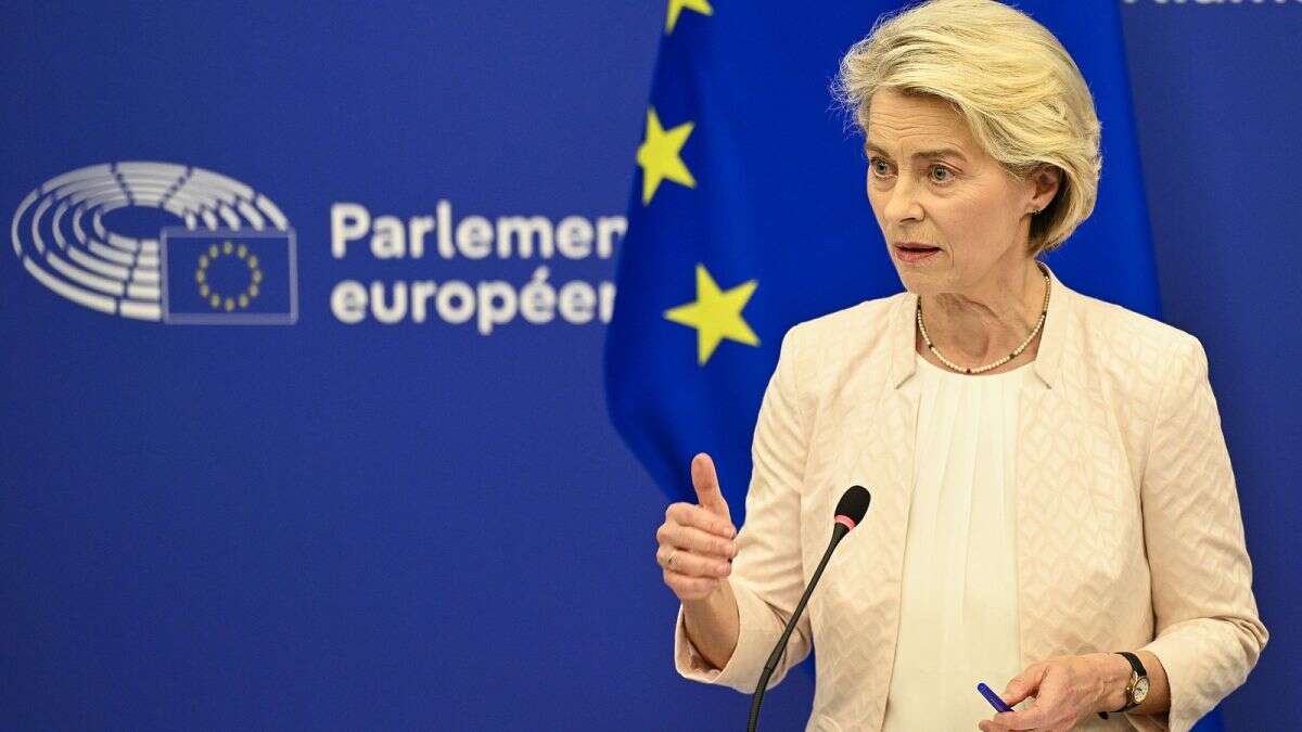 Von der Leyen retrasa la presentación de su equipo de comisarios