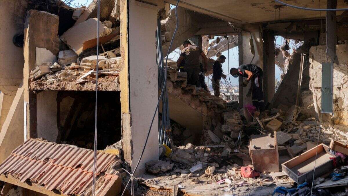 Liban : une frappe israélienne sur un immeuble d'habitation fait au moins 30 morts