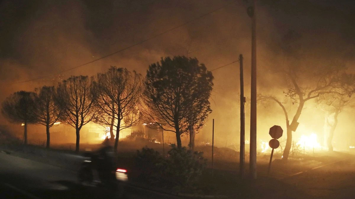 Grèce : les habitants de Mati veulent obtenir justice