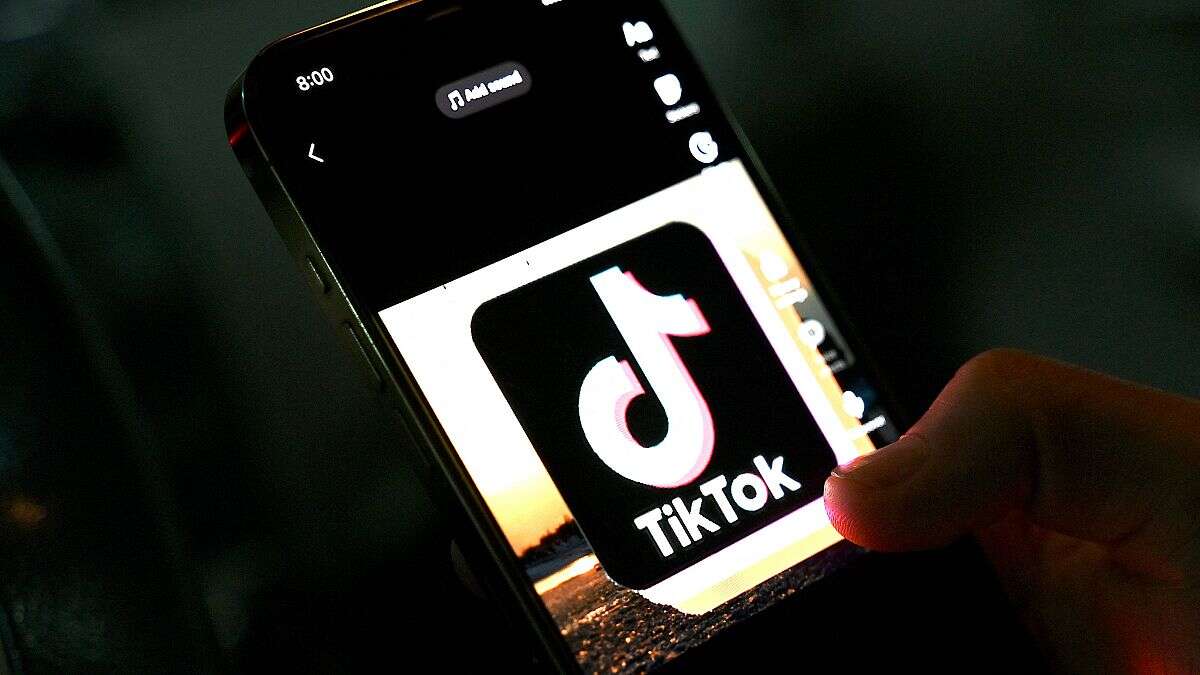 Los eurodiputados vigilan a TikTok ante su rol en los comicios rumanos