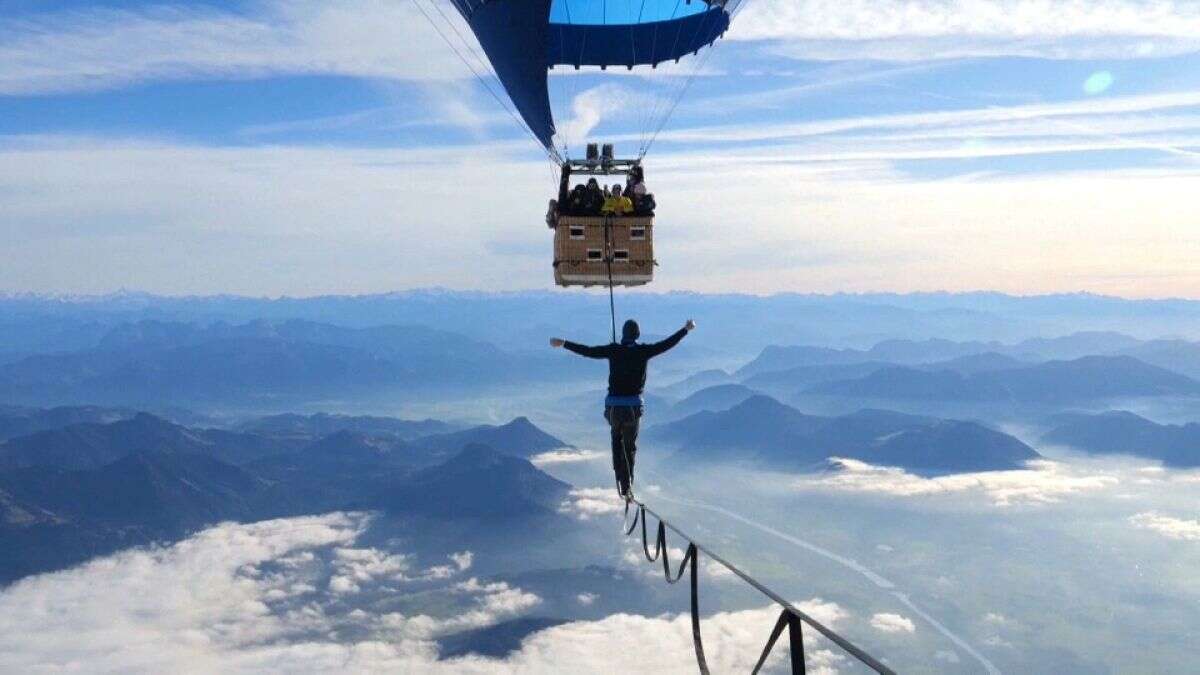 Deux Allemands battent un nouveau record de slackline