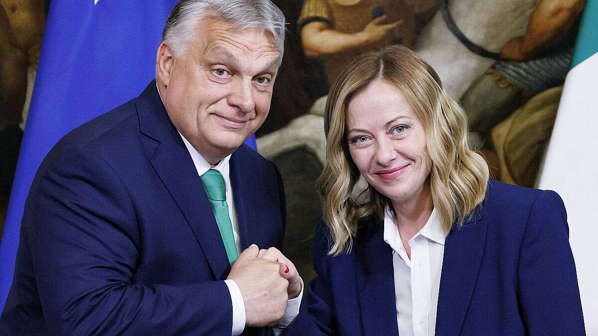 Orbán confirma que no se unirá al grupo ECR tras reunirse con Meloni