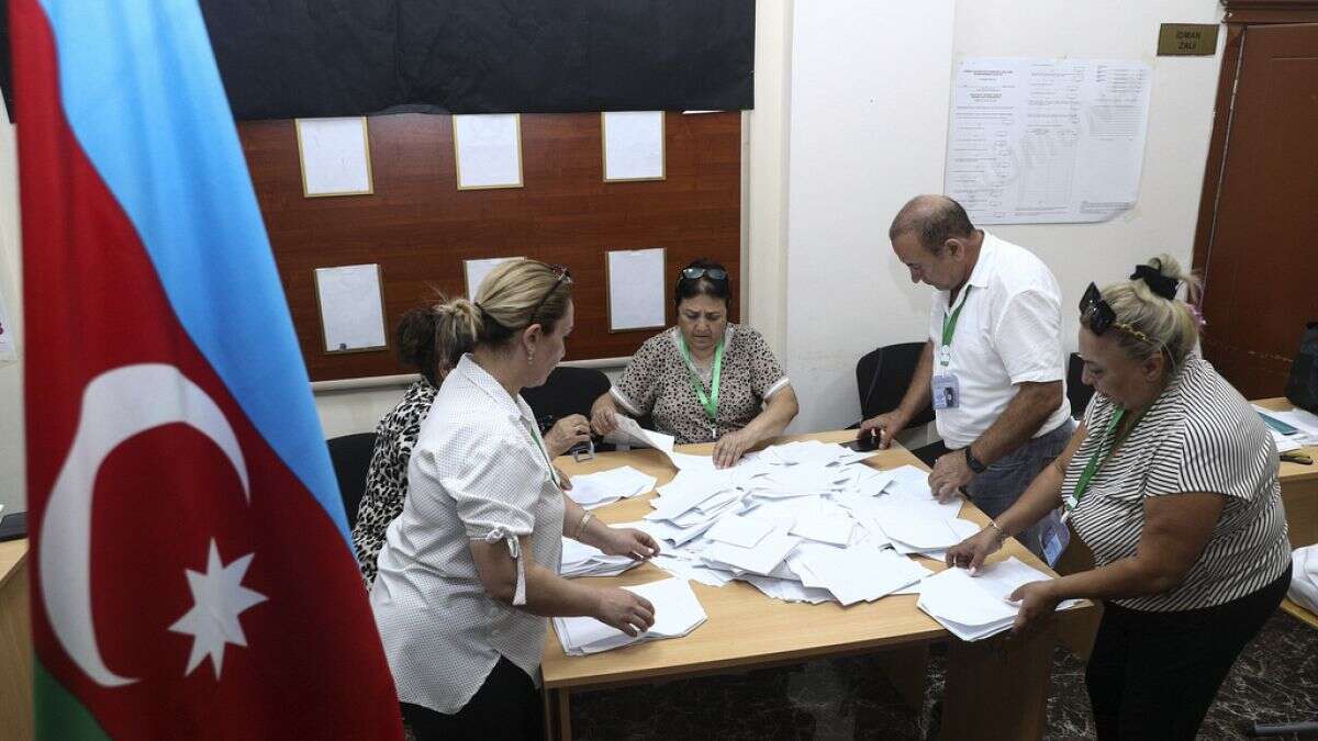 Azerbaïdjan : le parti au pouvoir remporte les législatives anticipées