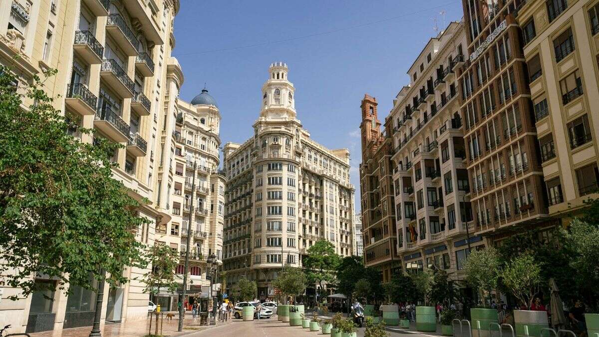 Valencia, Barcelona, Budapest: Europa lucha contra el turismo excesivo