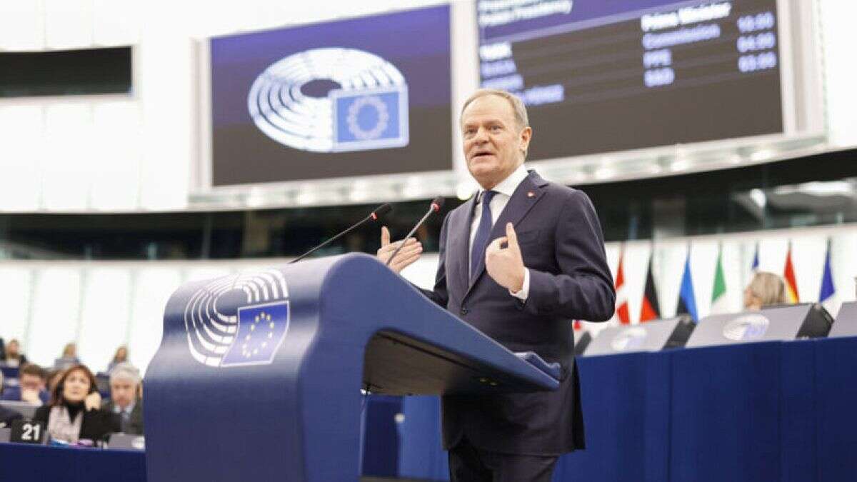 Lluvia de críticas a Donald Tusk tras su discurso ante la Eurocámara