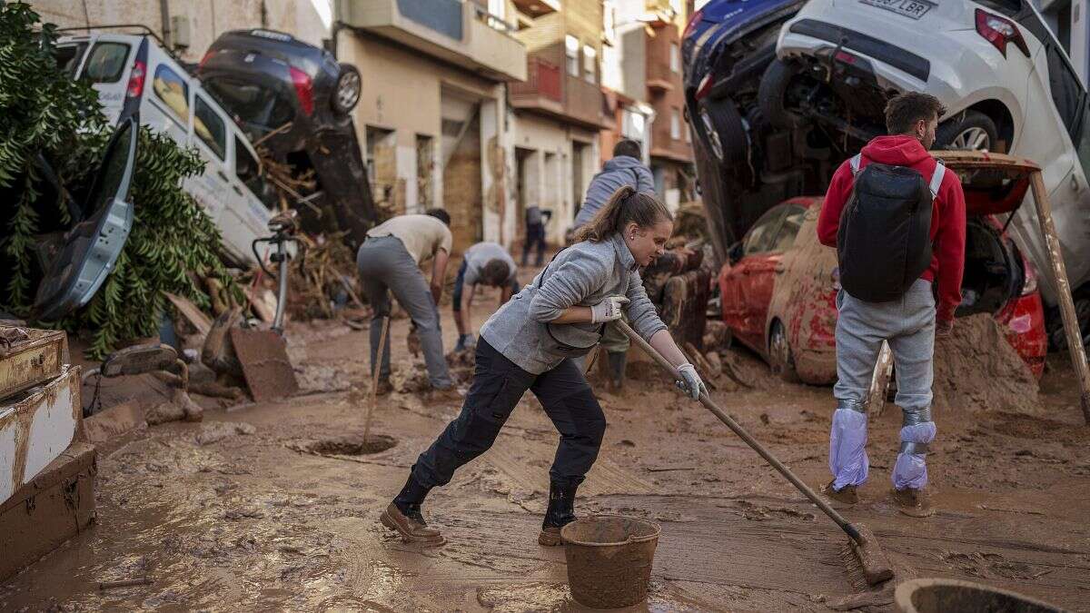 Inondations en Espagne : l’armée encore à la recherche de survivants, un bilan d’au moins 213 morts