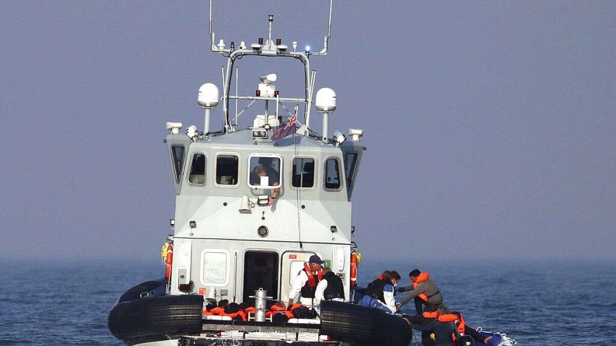 Au moins 10 morts dans le naufrage d'une embarcation de migrants entre la France et l'Angleterre