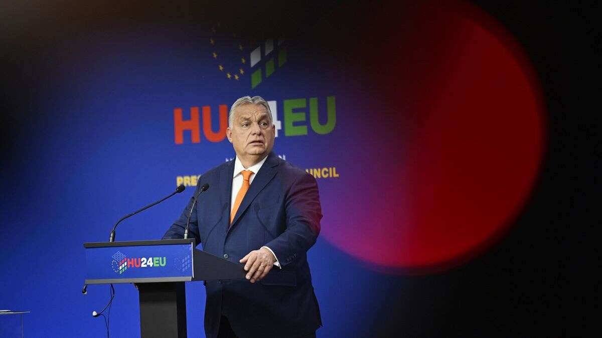 Bruselas advierte a Orbán: es su deber cumplir las órdenes del TPI