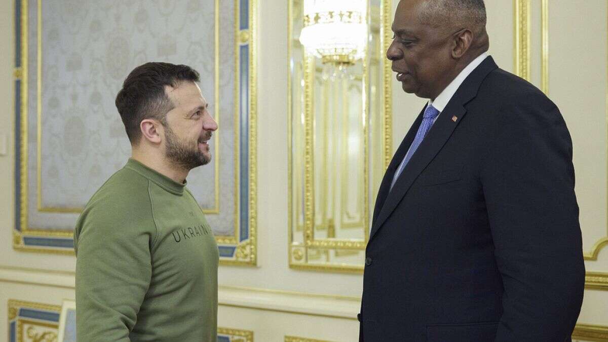 Ukraine: Lloyd Austin, le chef du Pentagone est arrivé à Kyiv