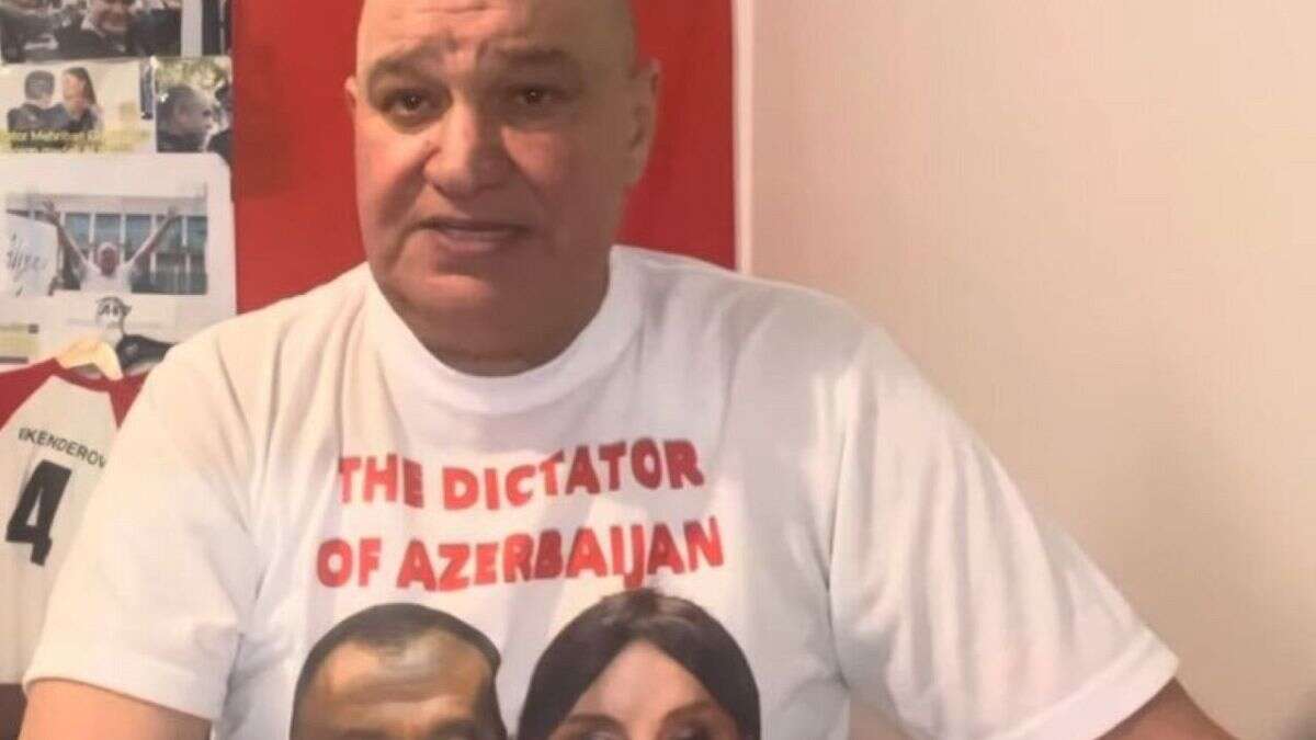 Muere un opositor del presidente de Azerbaiyán tras ser apuñalado