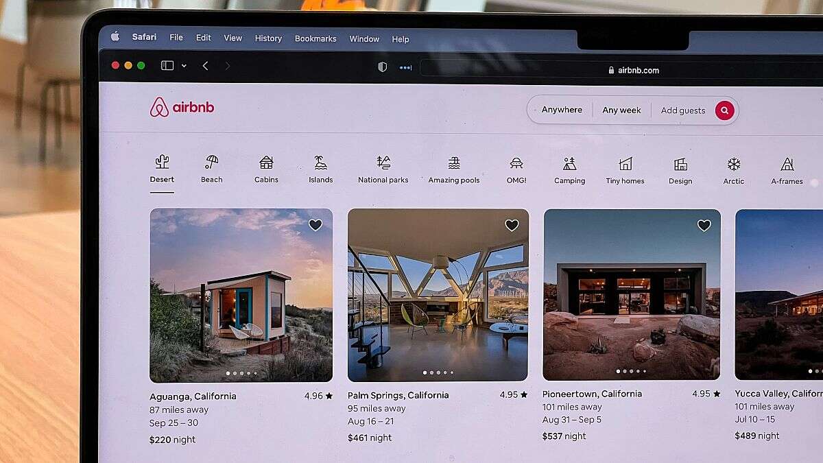 Airbnb busca reinventarse con mejores anuncios y ofertas en 2025