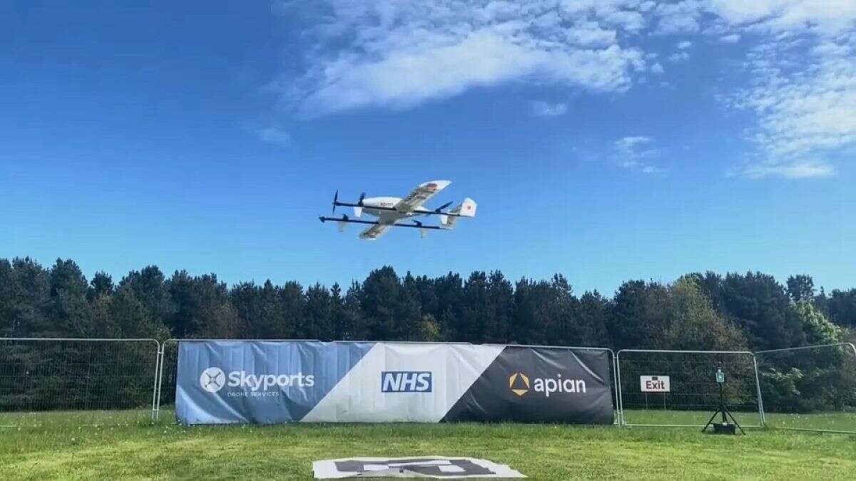 Royaume-Uni : une entreprise teste la livraison de sang par drone