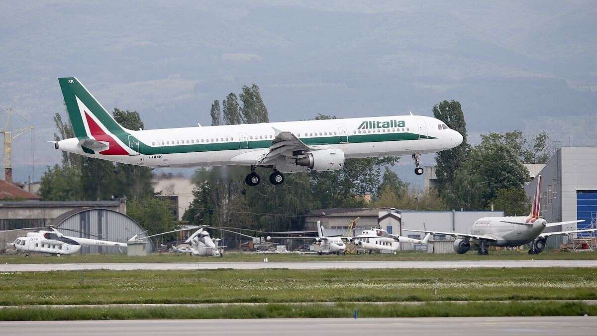 Alitalia va licencier plus de 2 000 employés restants à l'approche de la liquidation