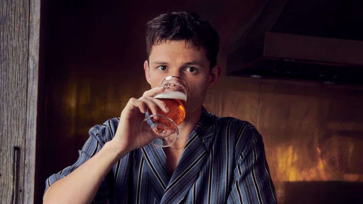 Tom Holland lanza una marca de cerveza sin alcohol