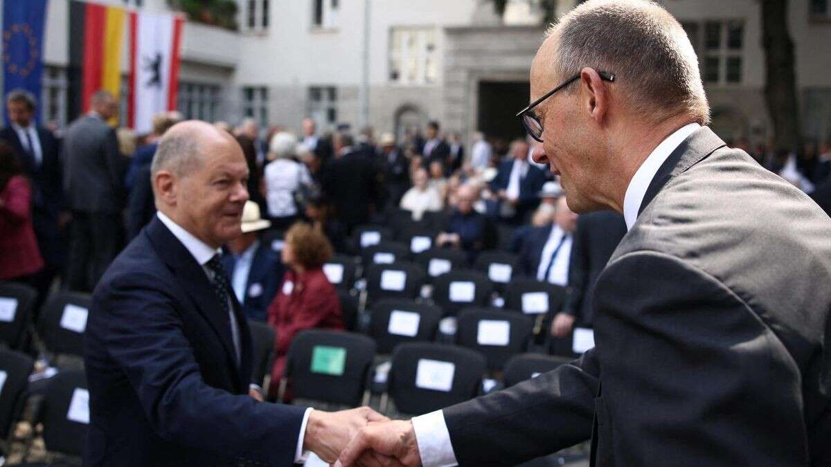 Scholz oder Merz: Wer hilft der Wirtschaft aus der Krise?