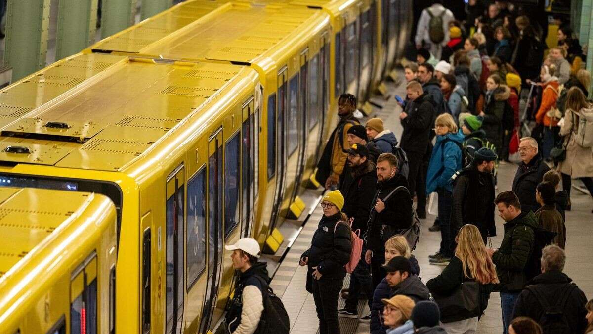 Chaos bei Bussen & Bahnen? Bonde: „Gibt nichts zu meckern“