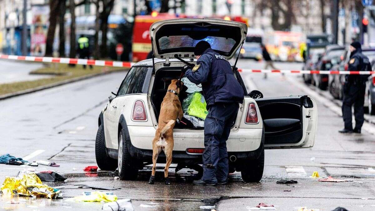 München: Afghane fährt Auto in Demo – Kind muss reanimiert werden