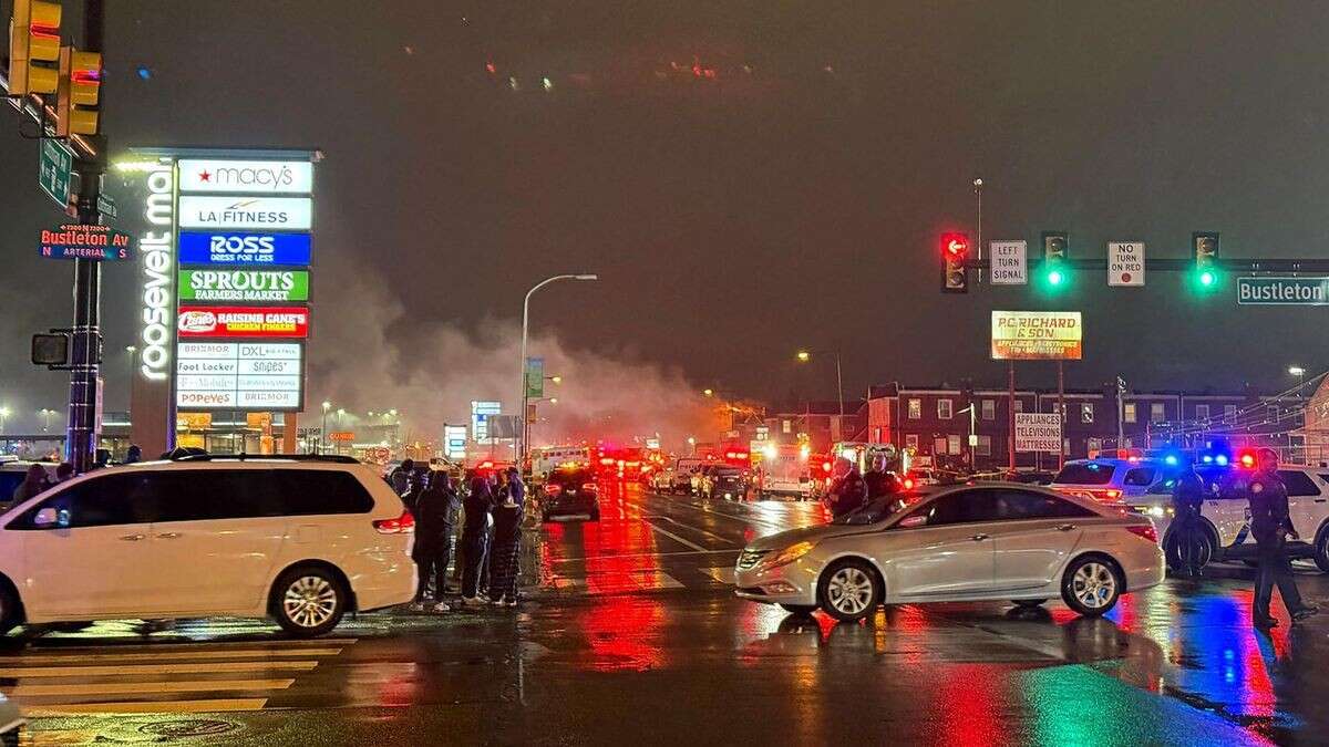 Flugzeug stürzt in Philadelphia ab – Explosion in Wohngebiet