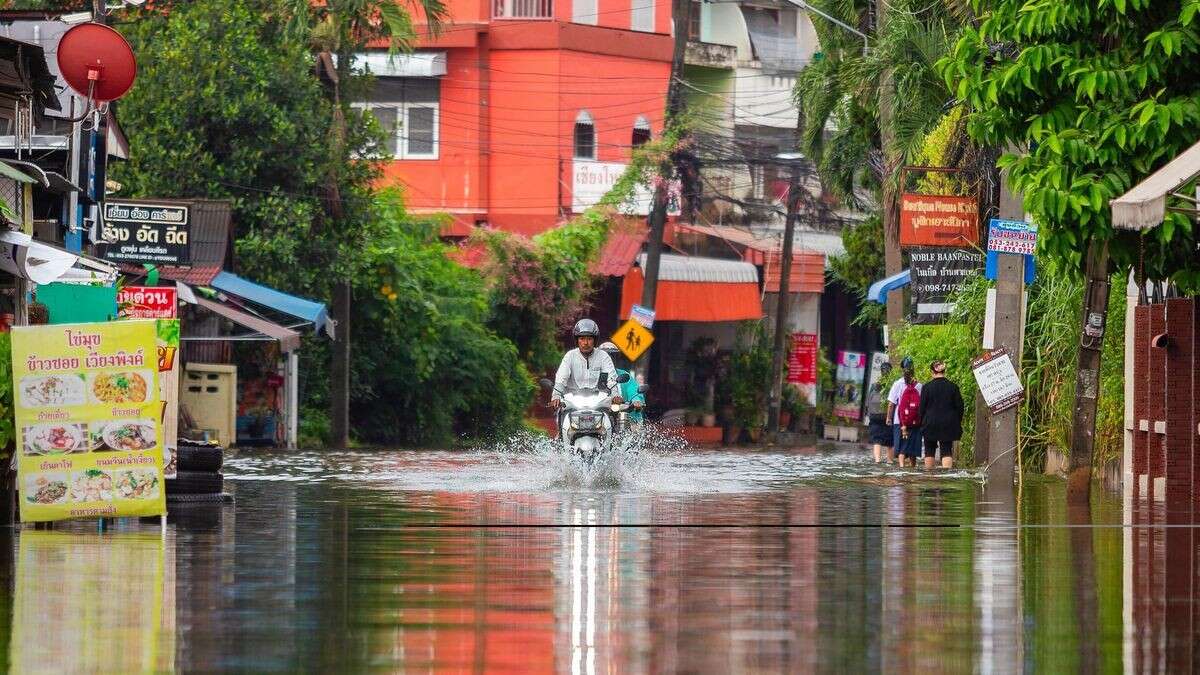 Thailand: Beliebter Touristenort steht unter Wasser