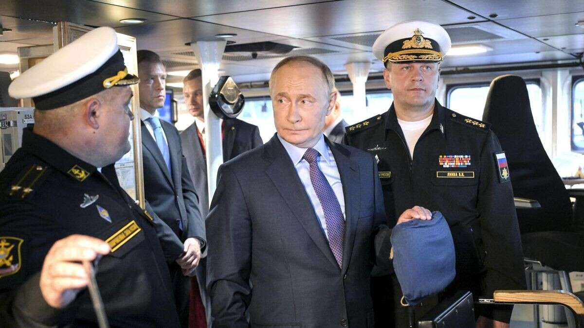 Russland: Wie Putins Flotte die Ostsee ausspioniert