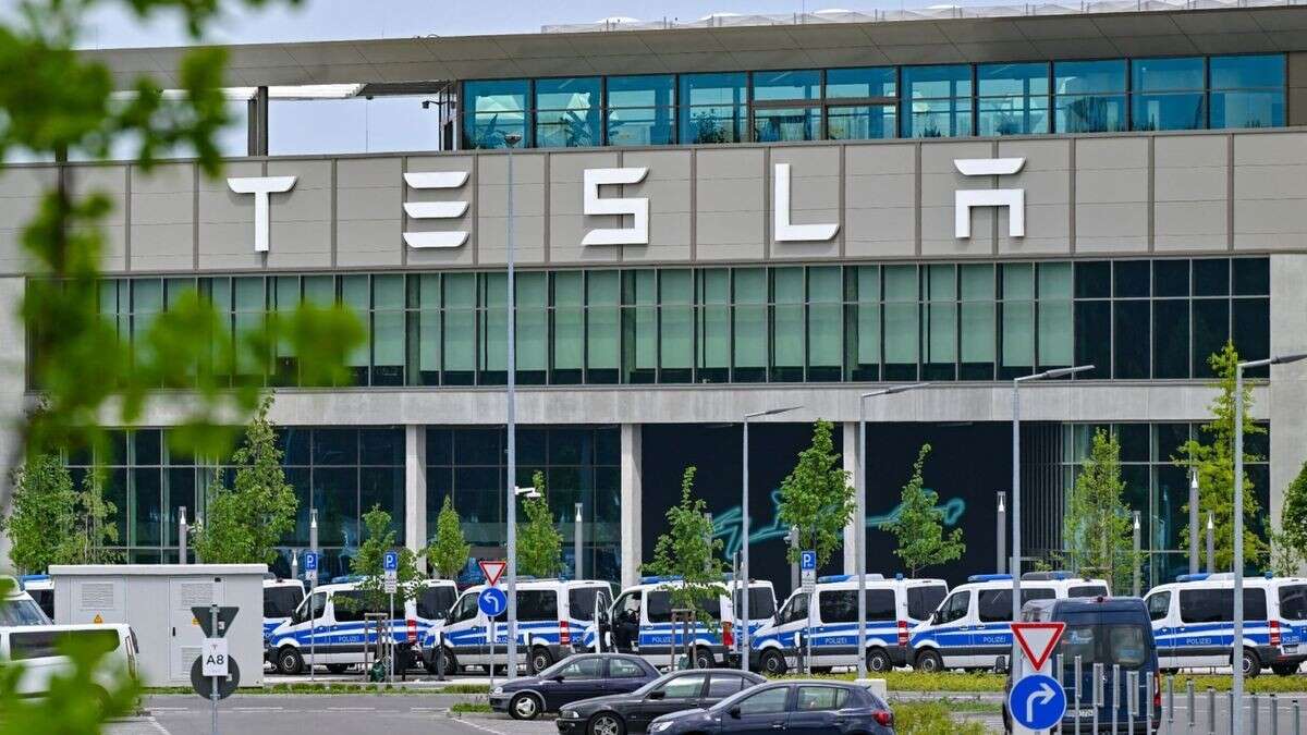 Protest gegen Tesla: Aktivisten sehen Gefahren für Umwelt